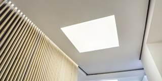 натяжной потолок теневой